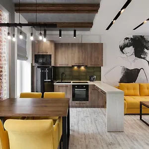Leogrand Loft On Lychakivska 4 إلفيف
